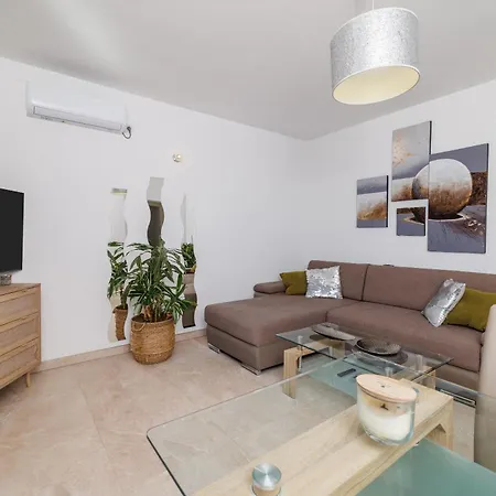 Ahel Apartment *