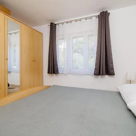 Ahel Apartment Jadranovo