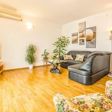 Ahel Apartment *