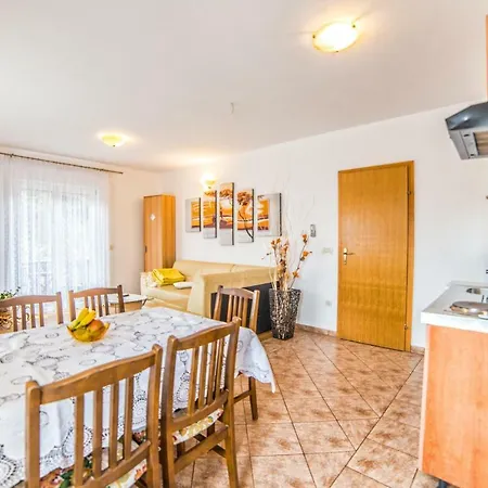 Apartment Ahel Jadranovo