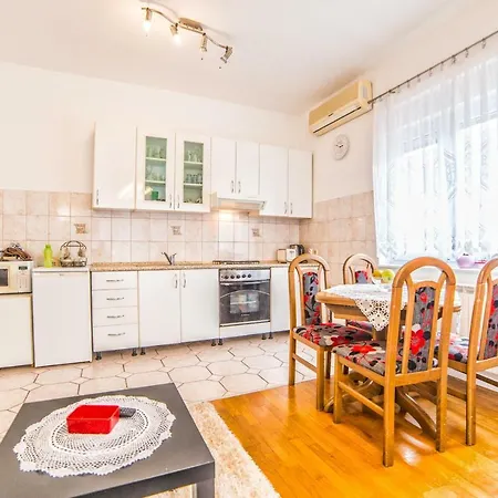 Ahel Apartment *